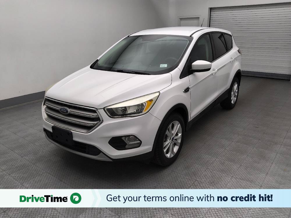 Used 2017 Ford Escape SE FWD image 1