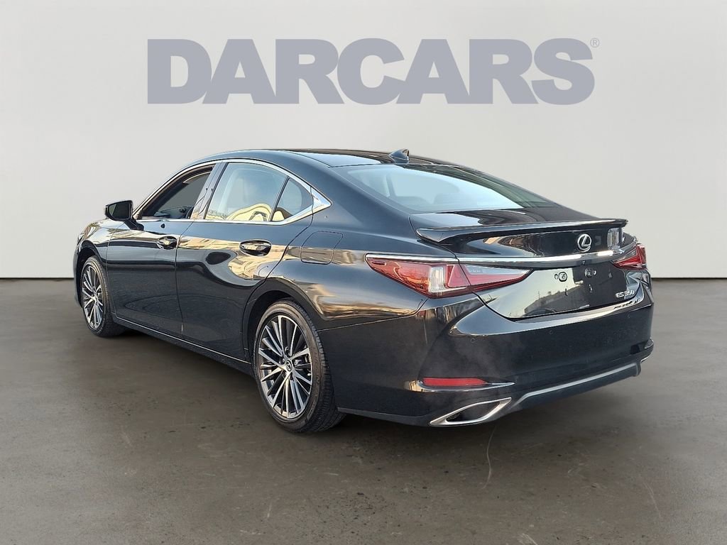 Used 2023 Lexus ES 350 w/ Premium Package image 4