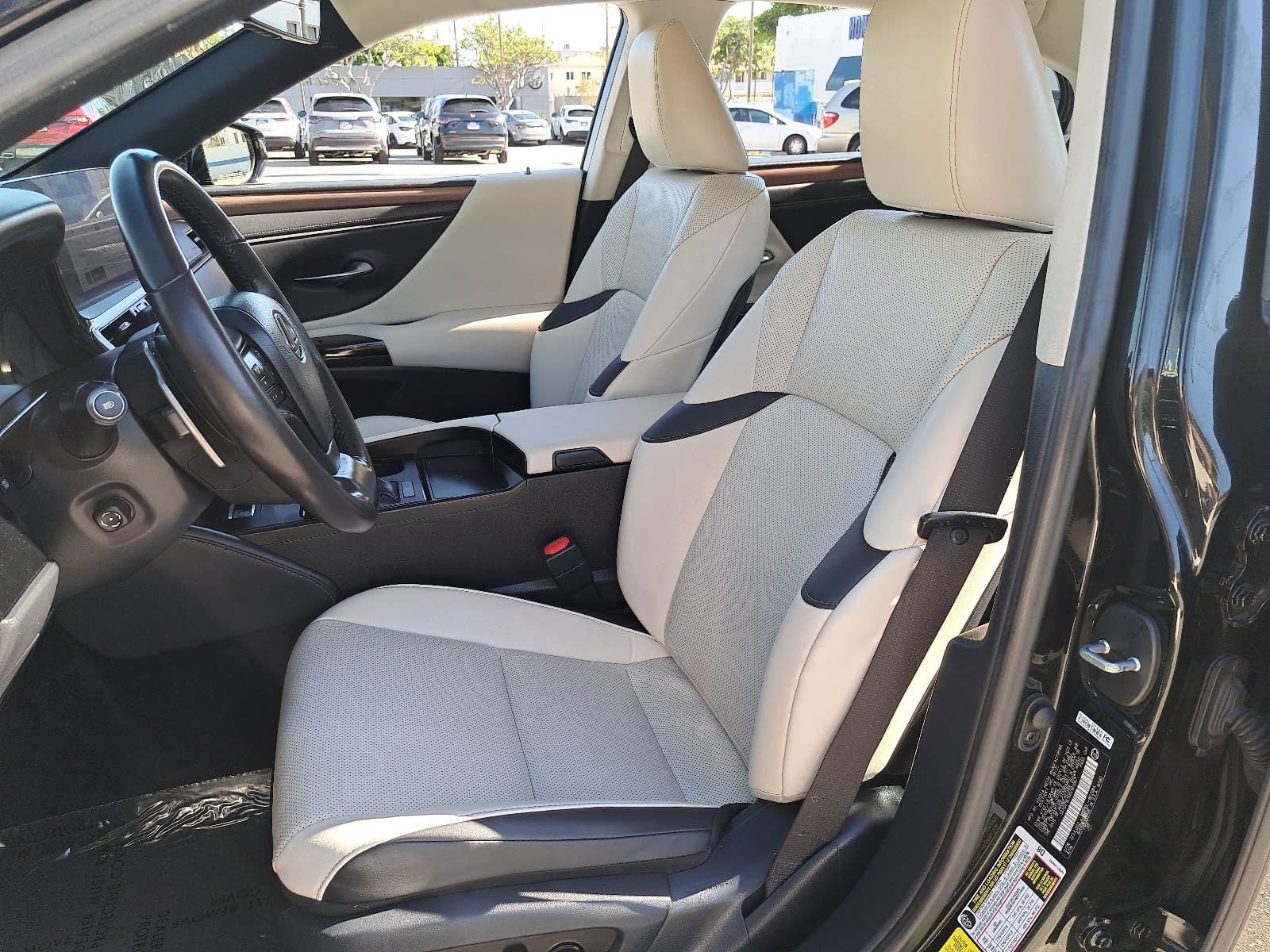 Used 2024 Lexus ES 350 w/ Premium Package FWD image 15