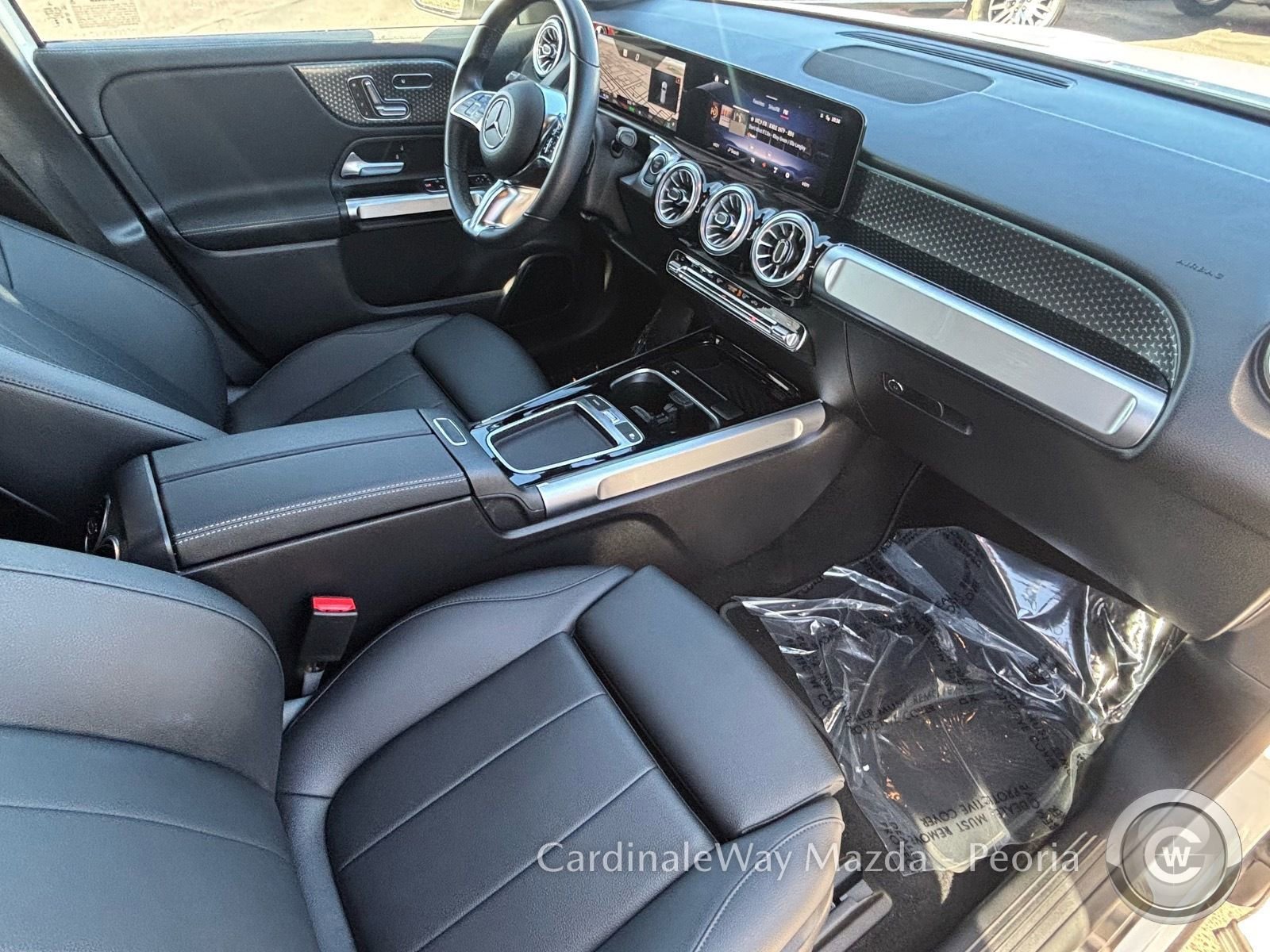 Used 2024 Mercedes-Benz EQB 300 300 image 31