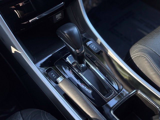 Used 2017 Honda Accord EX-L image 38