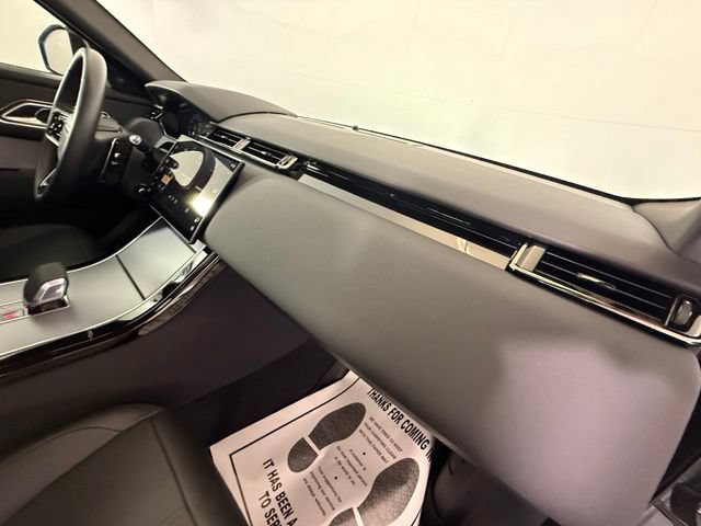 Certified 2025 Land Rover Range Rover Velar S AWD/4WD image 46
