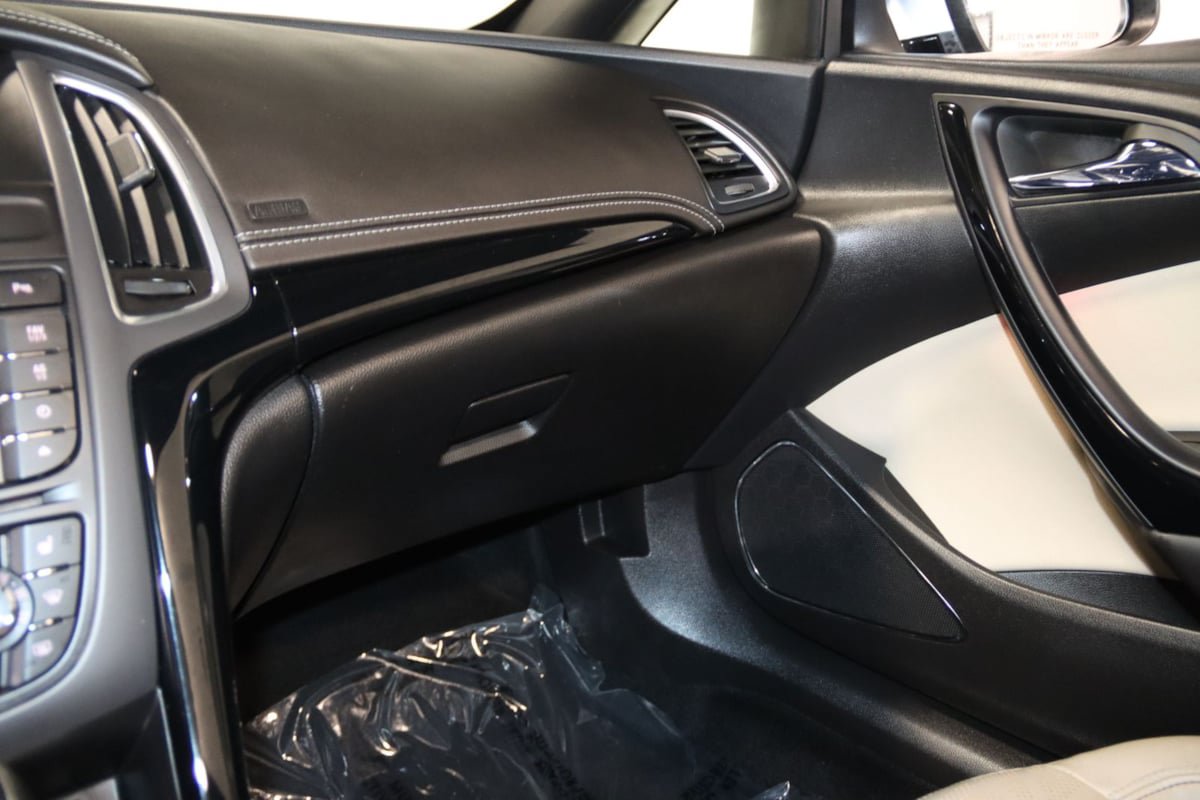 Used 2018 Buick Cascada Premium FWD image 60