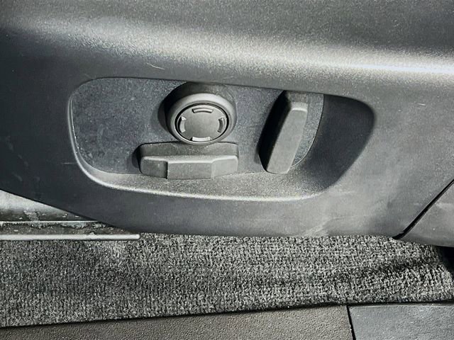 Used 2020 Land Rover Range Rover Evoque SE AWD/4WD image 13