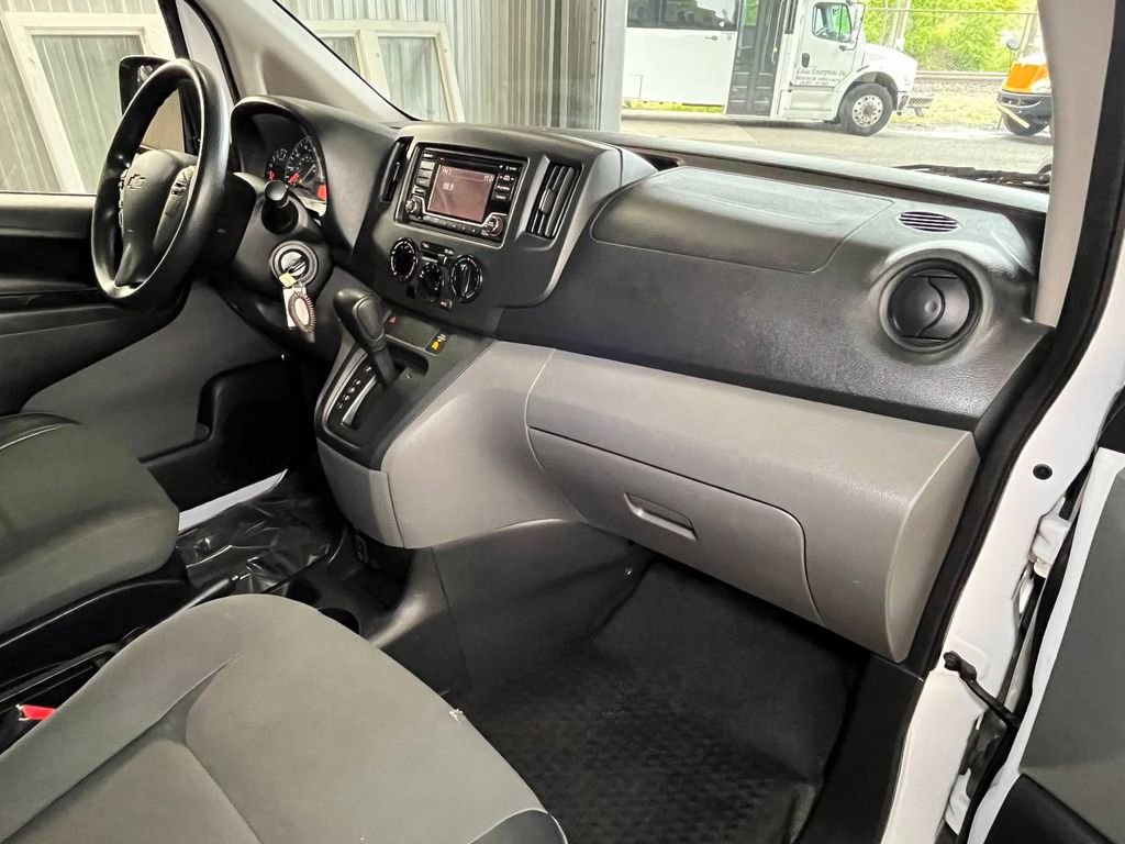 Used 2018 Chevrolet City Express LS FWD image 23