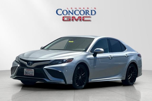 Used 2021 Toyota Camry XSE FWD image 8