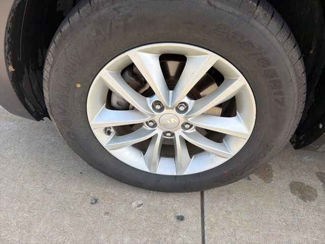 Used 2017 Kia Sorento LX w/ LX Convenience Package image 9