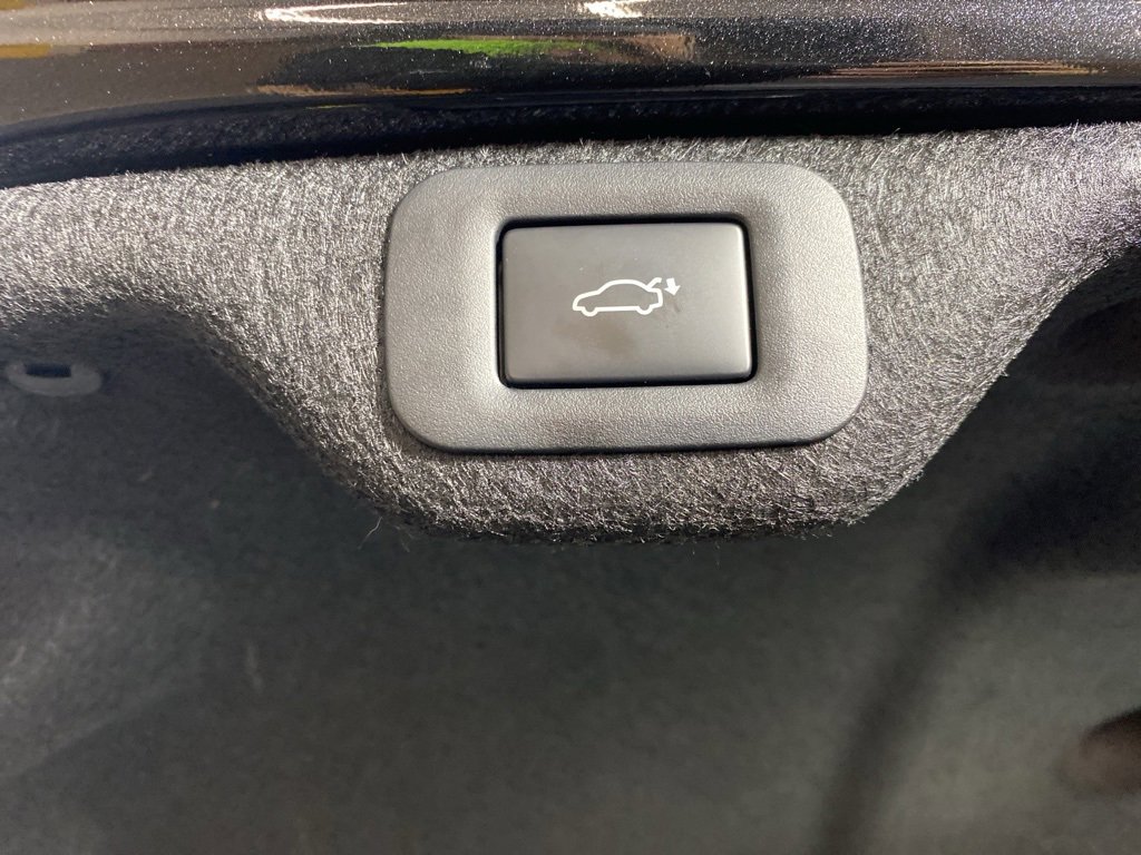 Certified 2023 Lexus ES 300h w/ Premium Package image 30