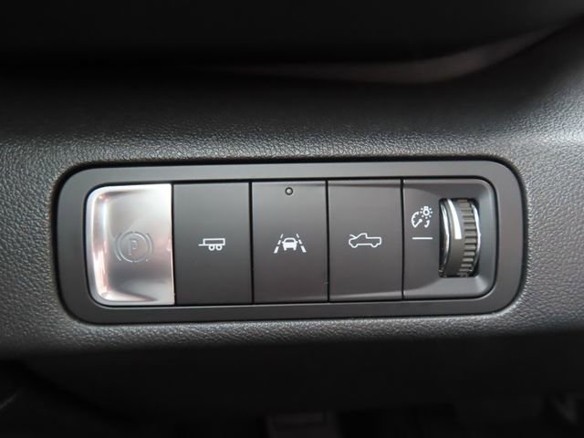 Used 2025 Chevrolet Silverado EV W/T AWD/4WD image 34