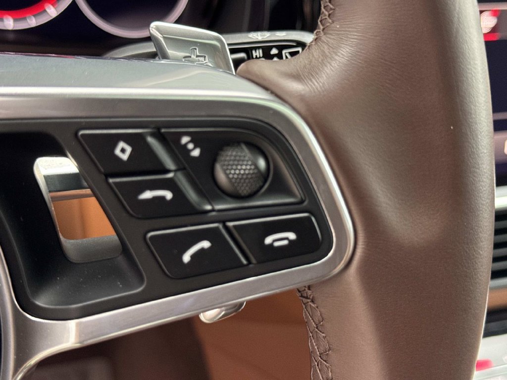 Certified 2023 Porsche Cayenne S Platinum AWD/4WD image 30