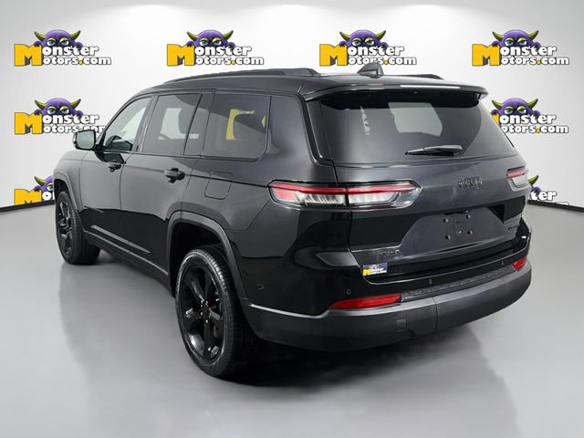 Used 2023 Jeep Grand Cherokee L Limited w/ Black Appearance Package AWD/4WD image 7