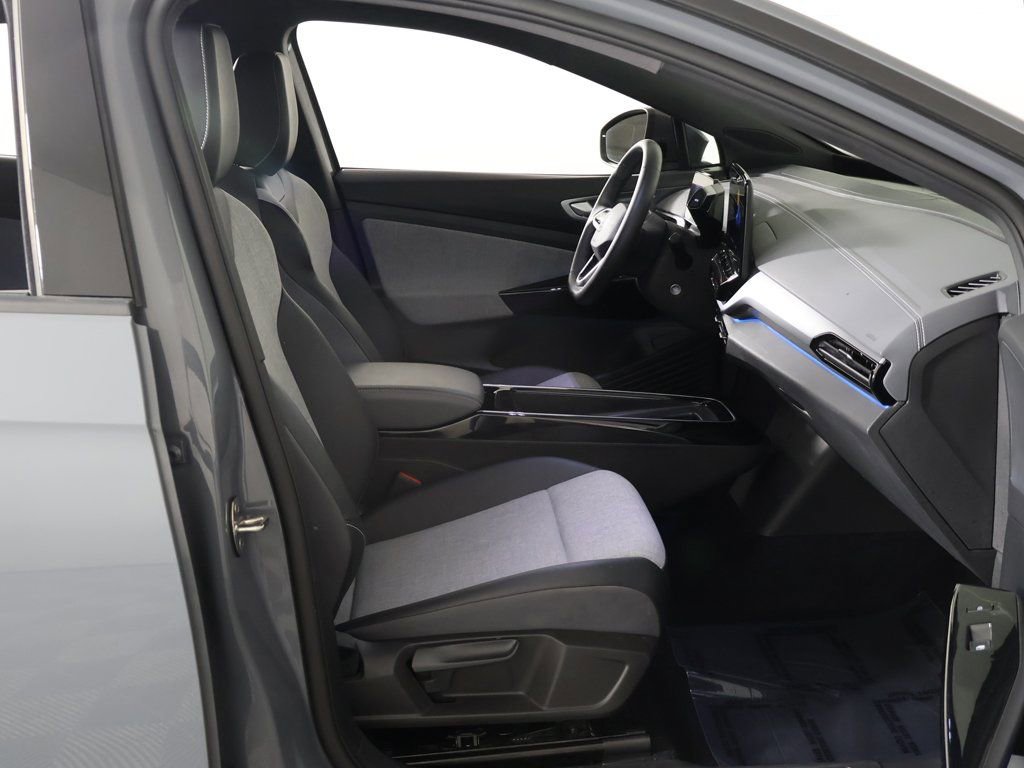 Used 2023 Volkswagen ID.4 Pro image 26