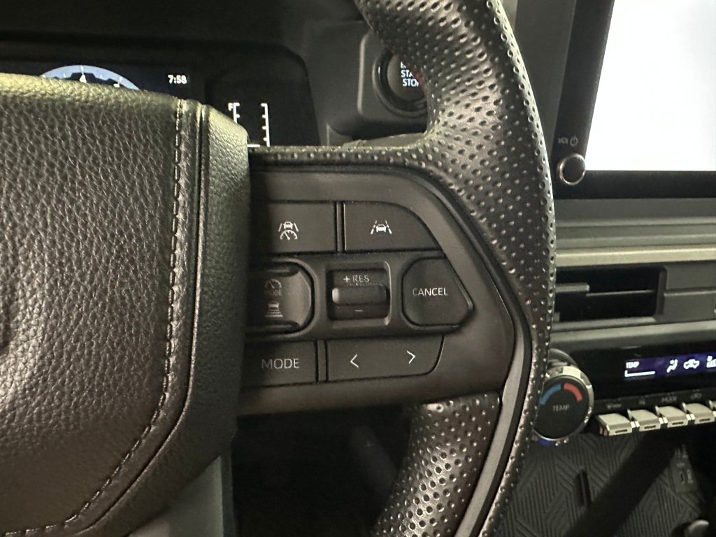 Used 2024 Toyota Tacoma SR AWD/4WD image 11