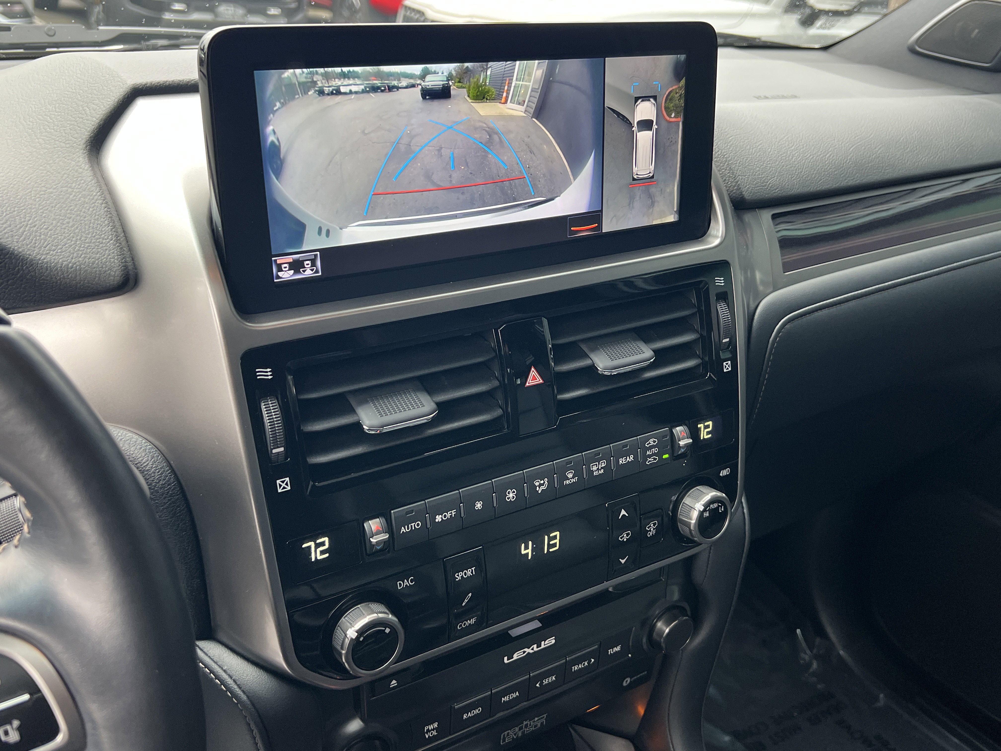 Used 2022 Lexus GX 460 Luxury w/ Sport Design Package image 26