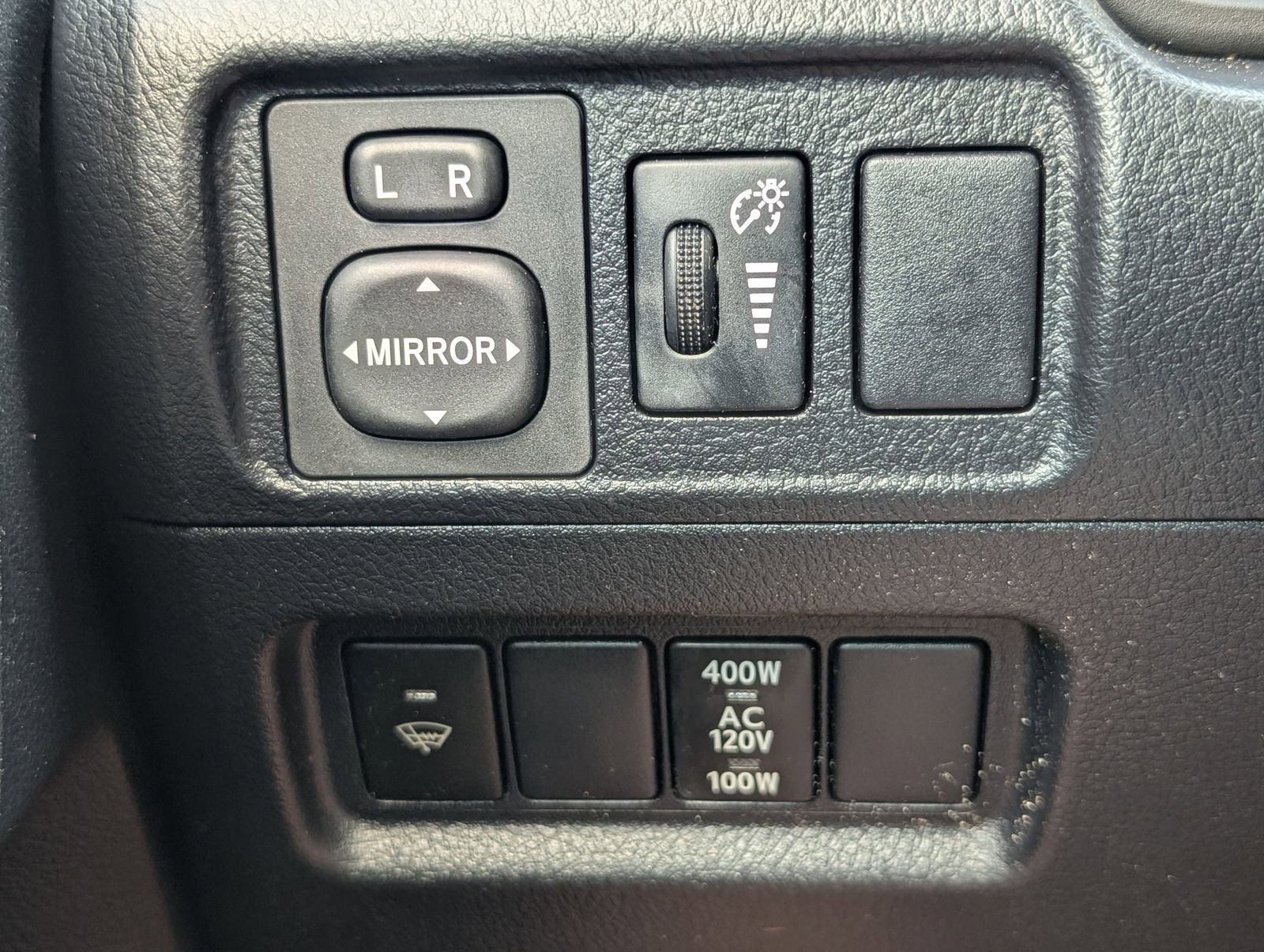Used 2014 Toyota 4Runner SR5 image 22