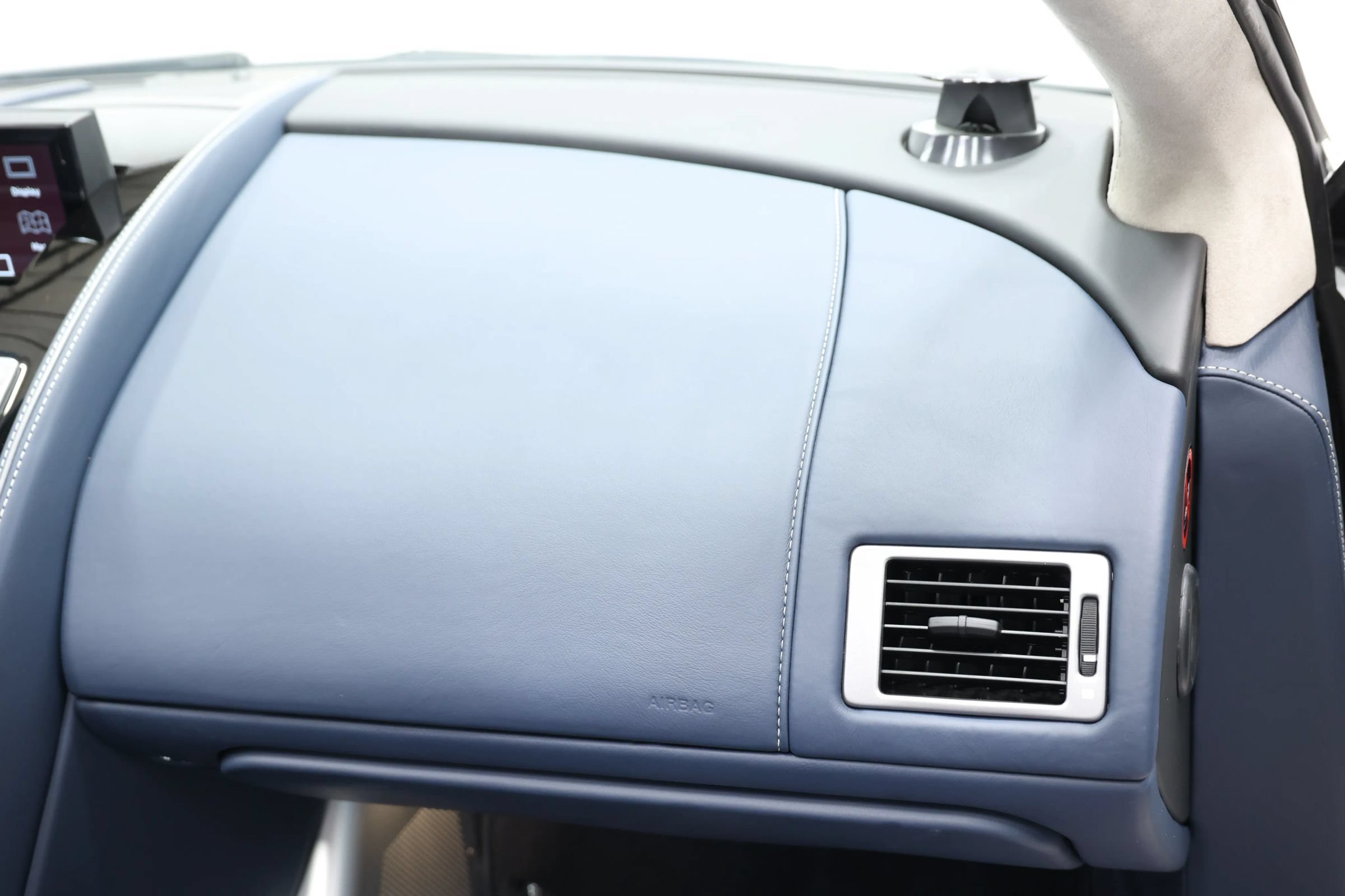 Used 2012 Aston Martin Virage Volante RWD image 84