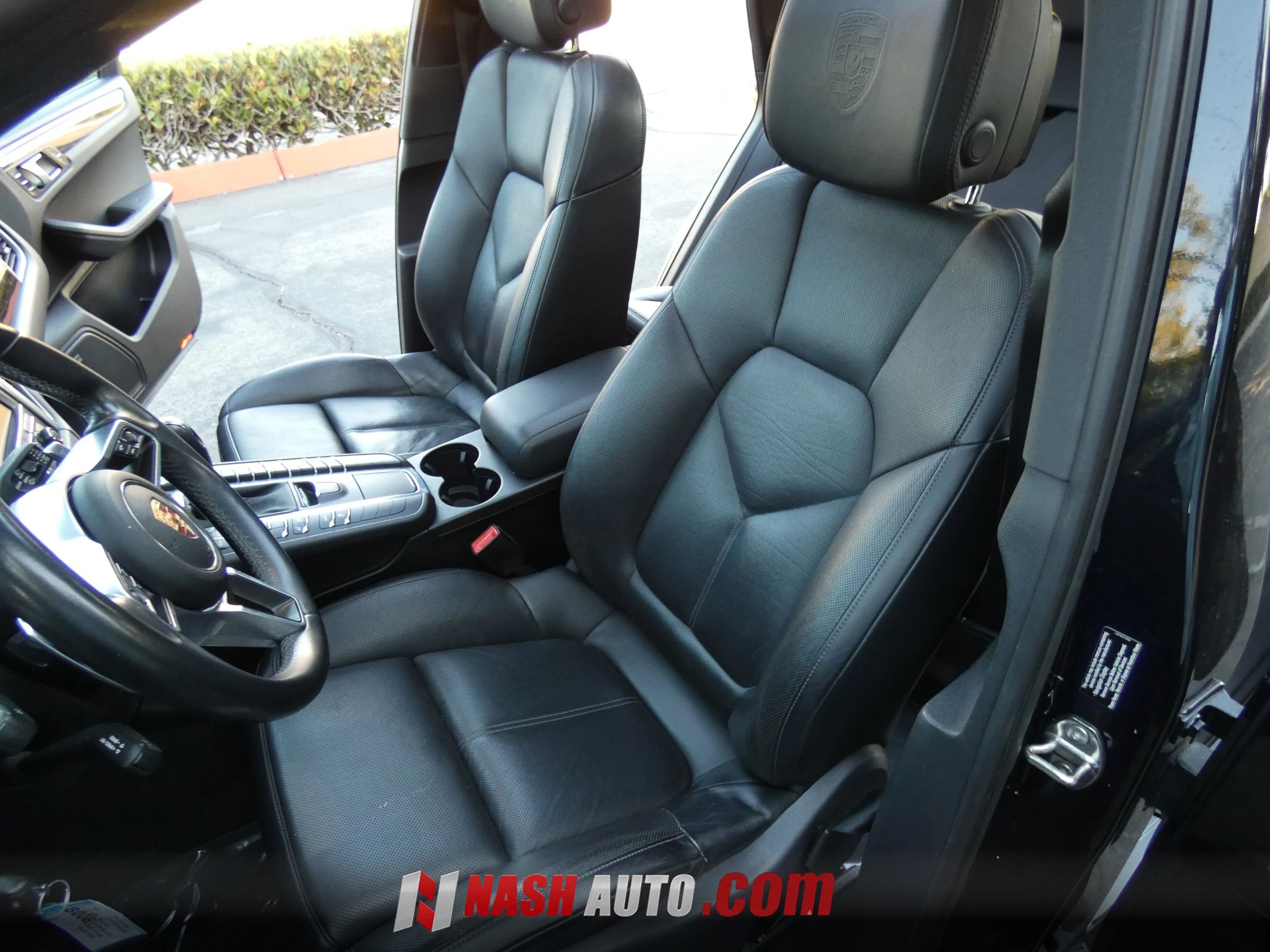 Used 2015 Porsche Macan S AWD/4WD image 48