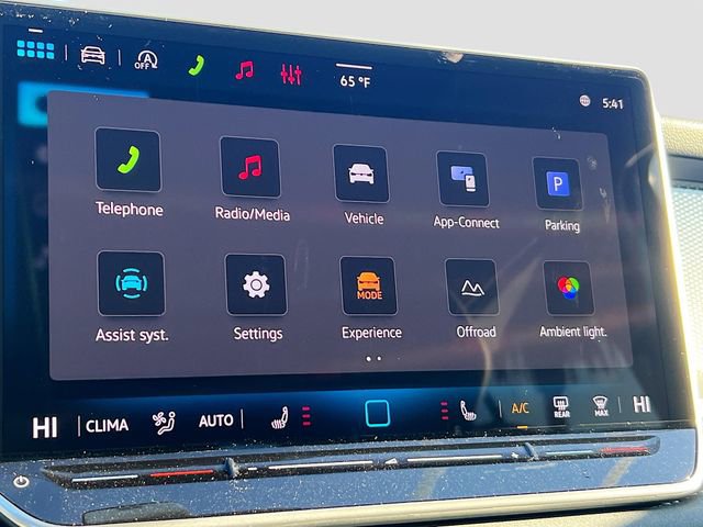 New 2026 Volkswagen Tiguan SE image 13