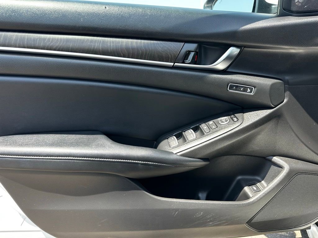 Used 2018 Honda Accord EX-L image 14