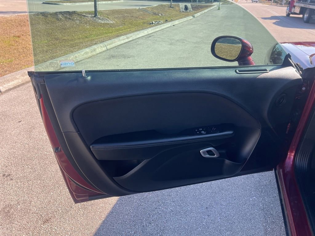 Used 2020 Dodge Challenger SXT RWD image 23