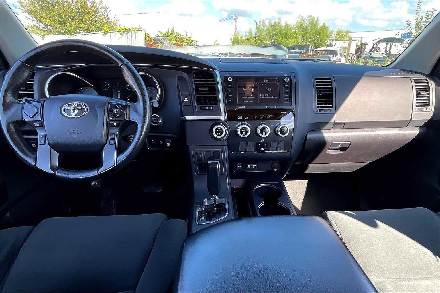 Used 2022 Toyota Sequoia TRD Sport image 10