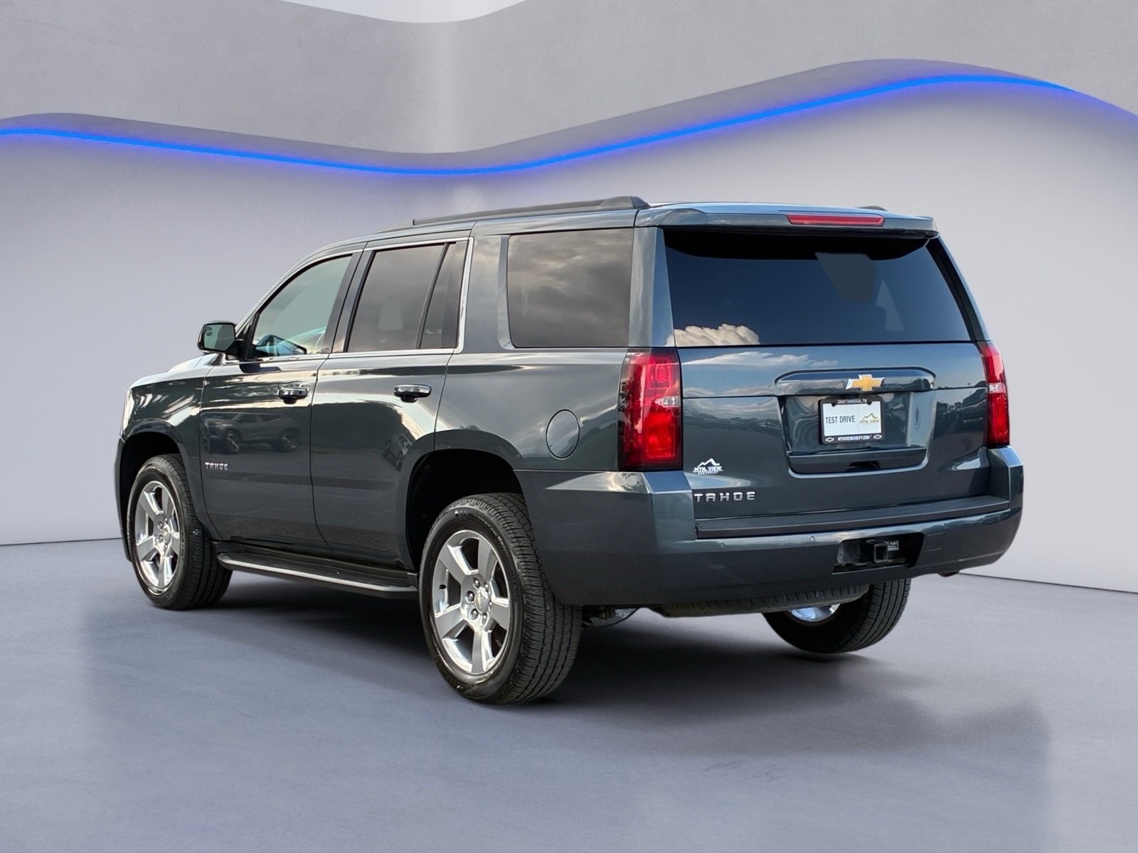 Used 2019 Chevrolet Tahoe LS w/ Enhanced Driver Alert Package RWD image 3