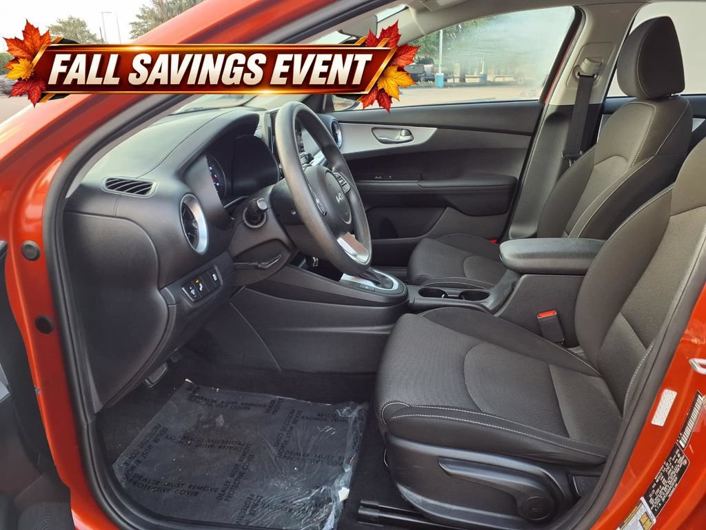 Used 2023 Kia Forte LXS w/ LXS Technology Package FWD image 10