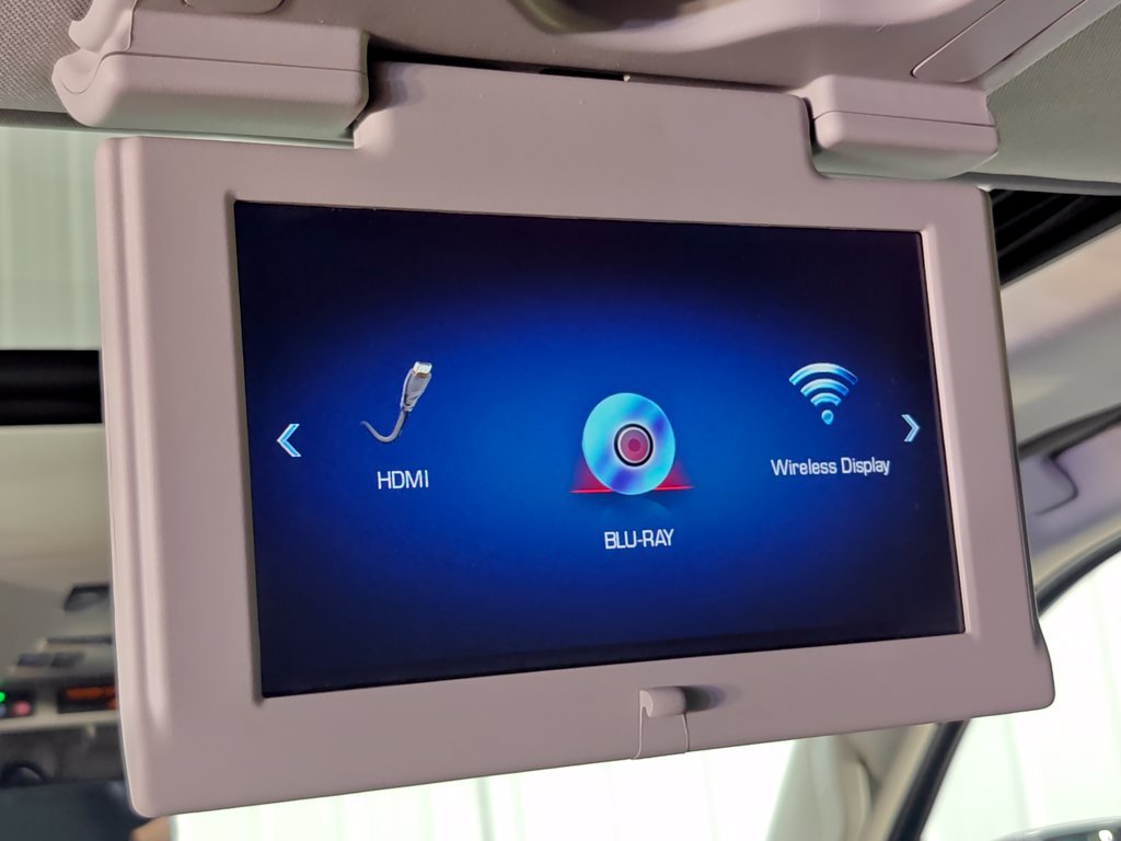 Used 2019 Cadillac Escalade Luxury AWD/4WD image 10
