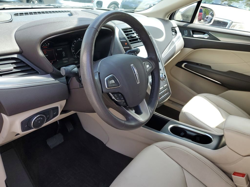 Used 2019 Lincoln MKC Premiere image 18