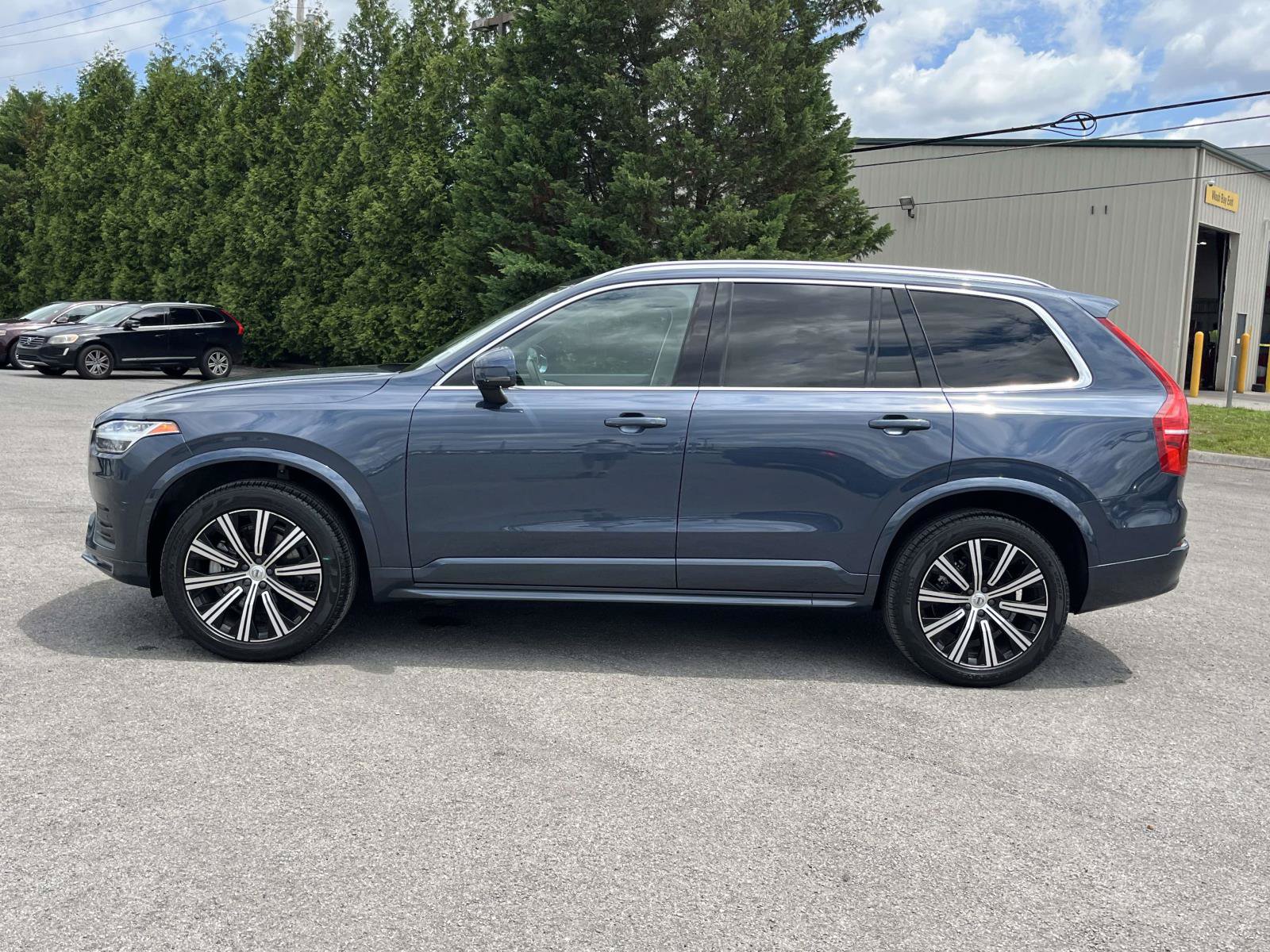 Certified 2023 Volvo XC90 B6 Core w/ Protection Package Premier AWD/4WD image 8