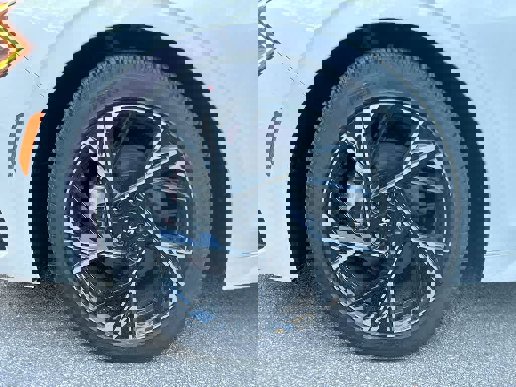 Certified 2025 Kia K5 GT-Line image 11