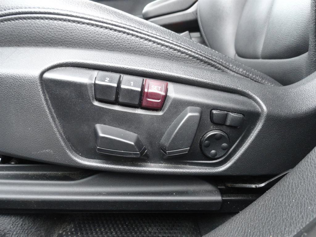 Used 2019 BMW X1 xDrive28i w/ M Sport Package image 12