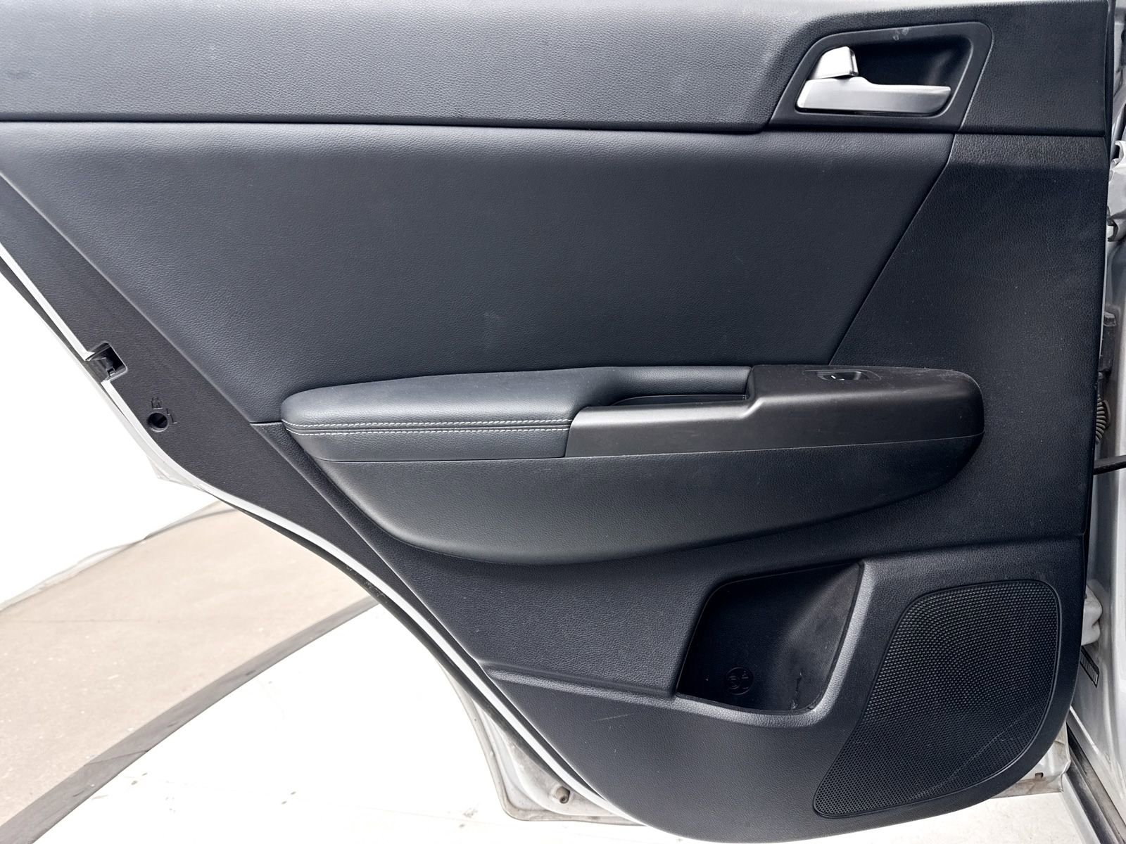 Used 2017 Kia Sportage EX image 28