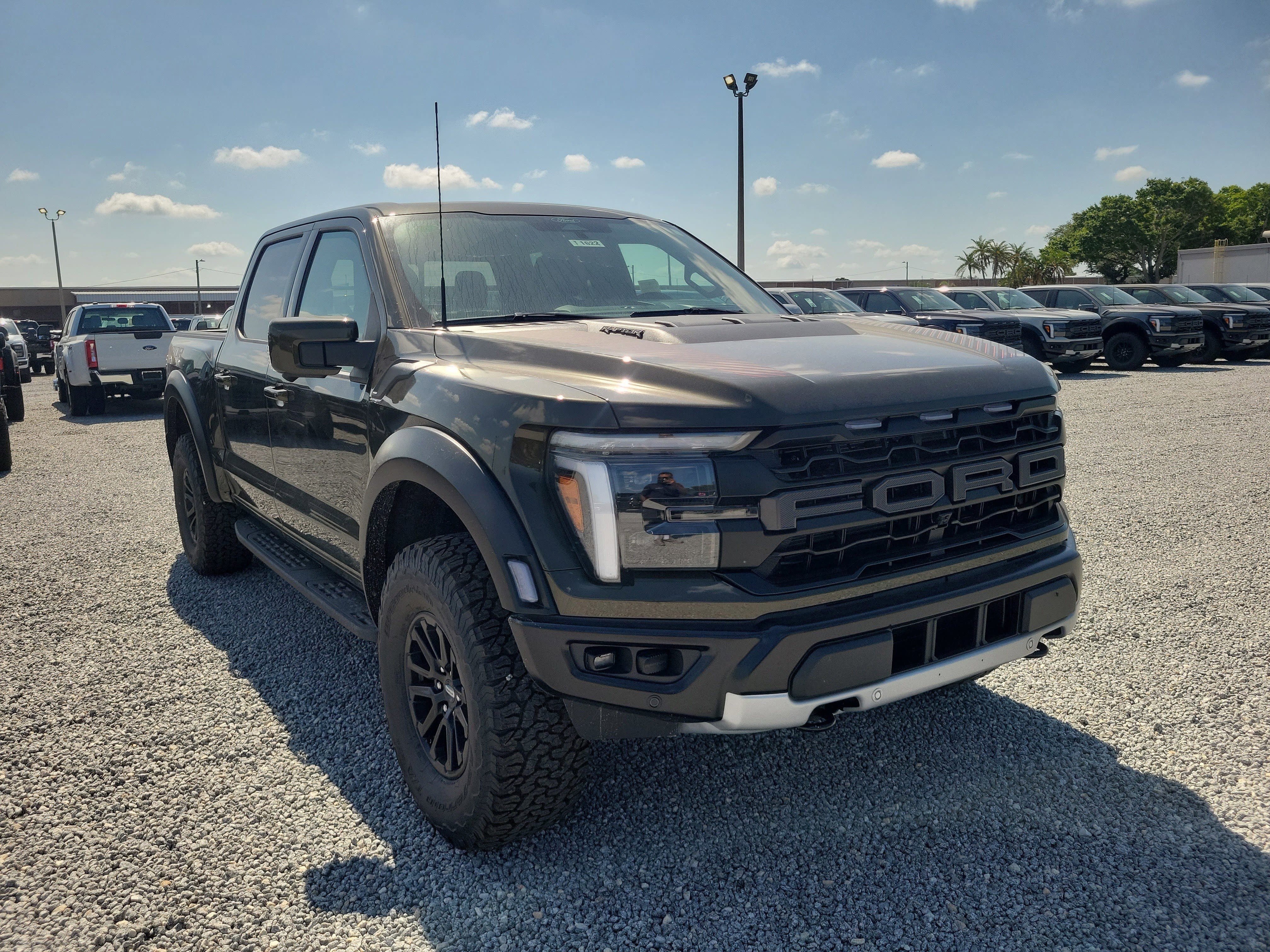 New 2026 Ford F150 Raptor AWD/4WD video 2