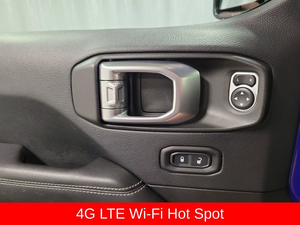 Used 2019 Jeep Wrangler Unlimited Sahara image 20
