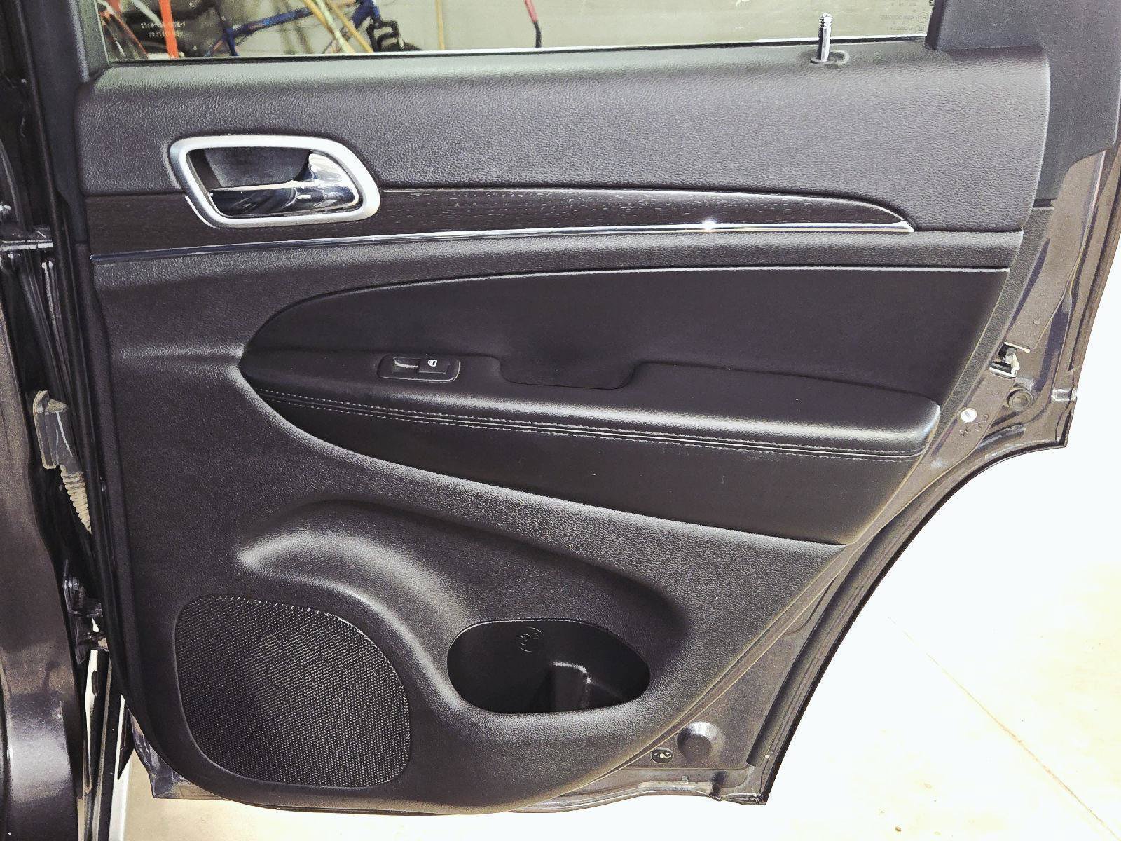 Used 2018 Jeep Grand Cherokee Limited AWD/4WD image 48