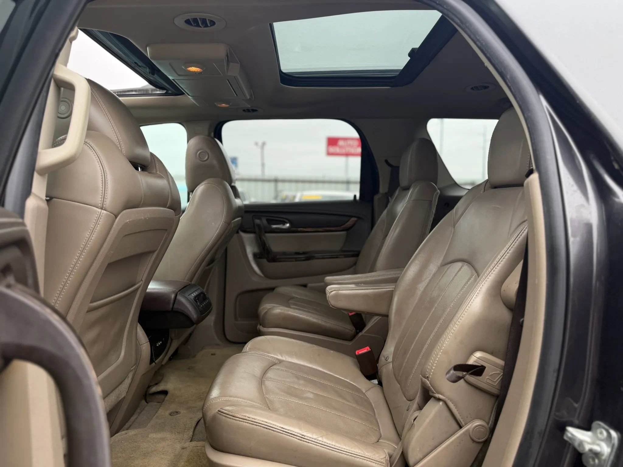 Used 2013 GMC Acadia Denali FWD image 24