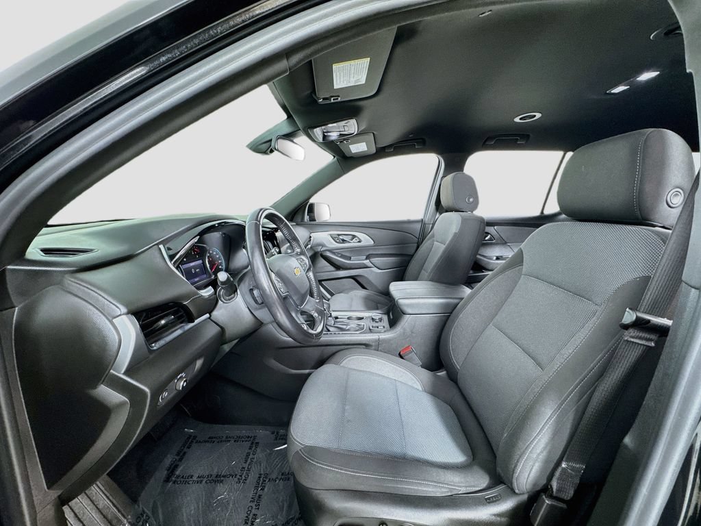 Used 2022 Chevrolet Traverse LT FWD image 10