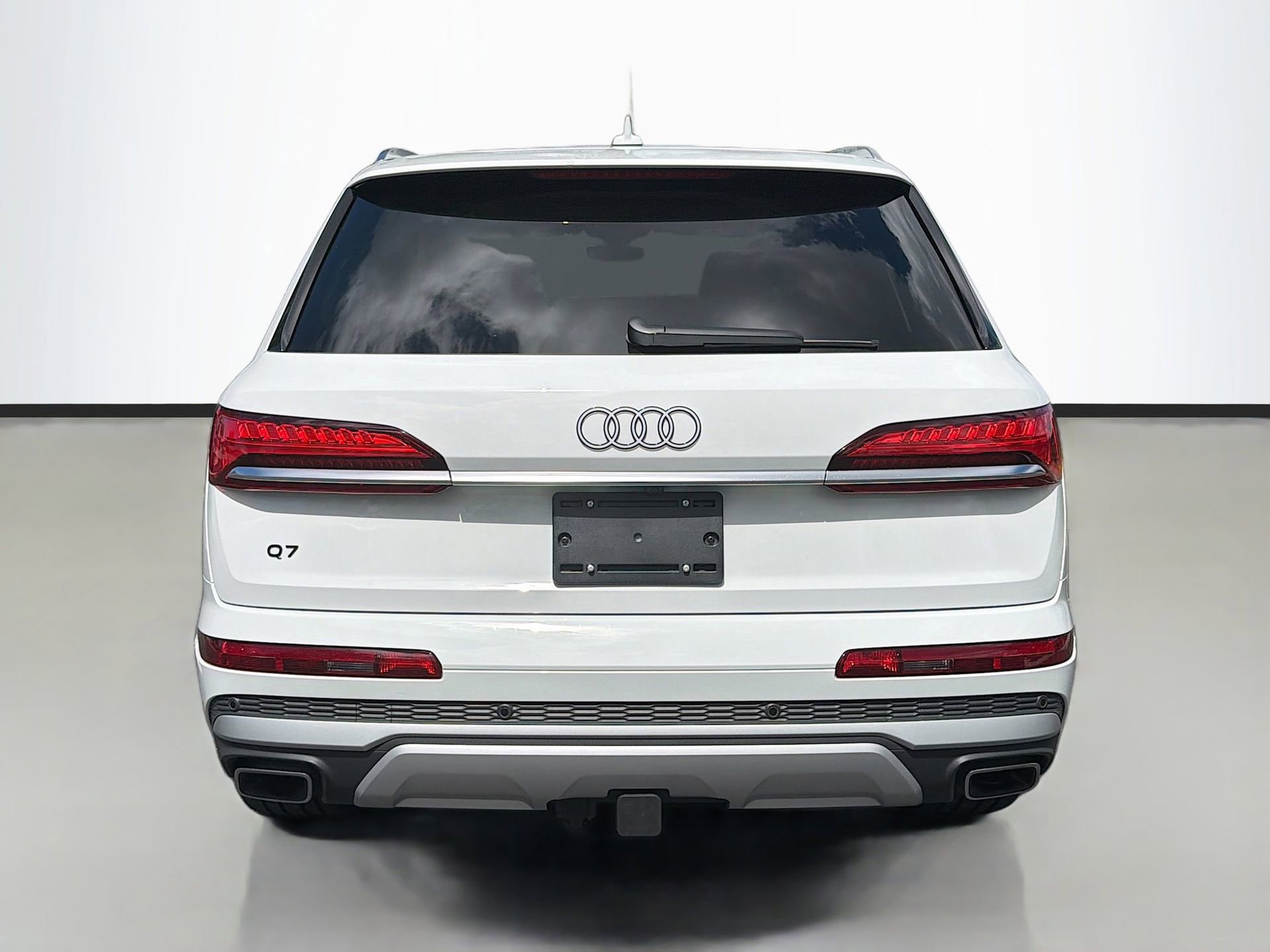 Used 2025 Audi Q7 3.0T Premium image 5