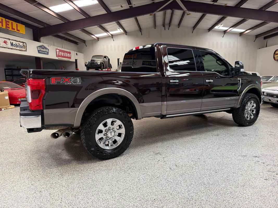 Used 2019 Ford F250 King Ranch w/ King Ranch Ultimate Package AWD/4WD image 8
