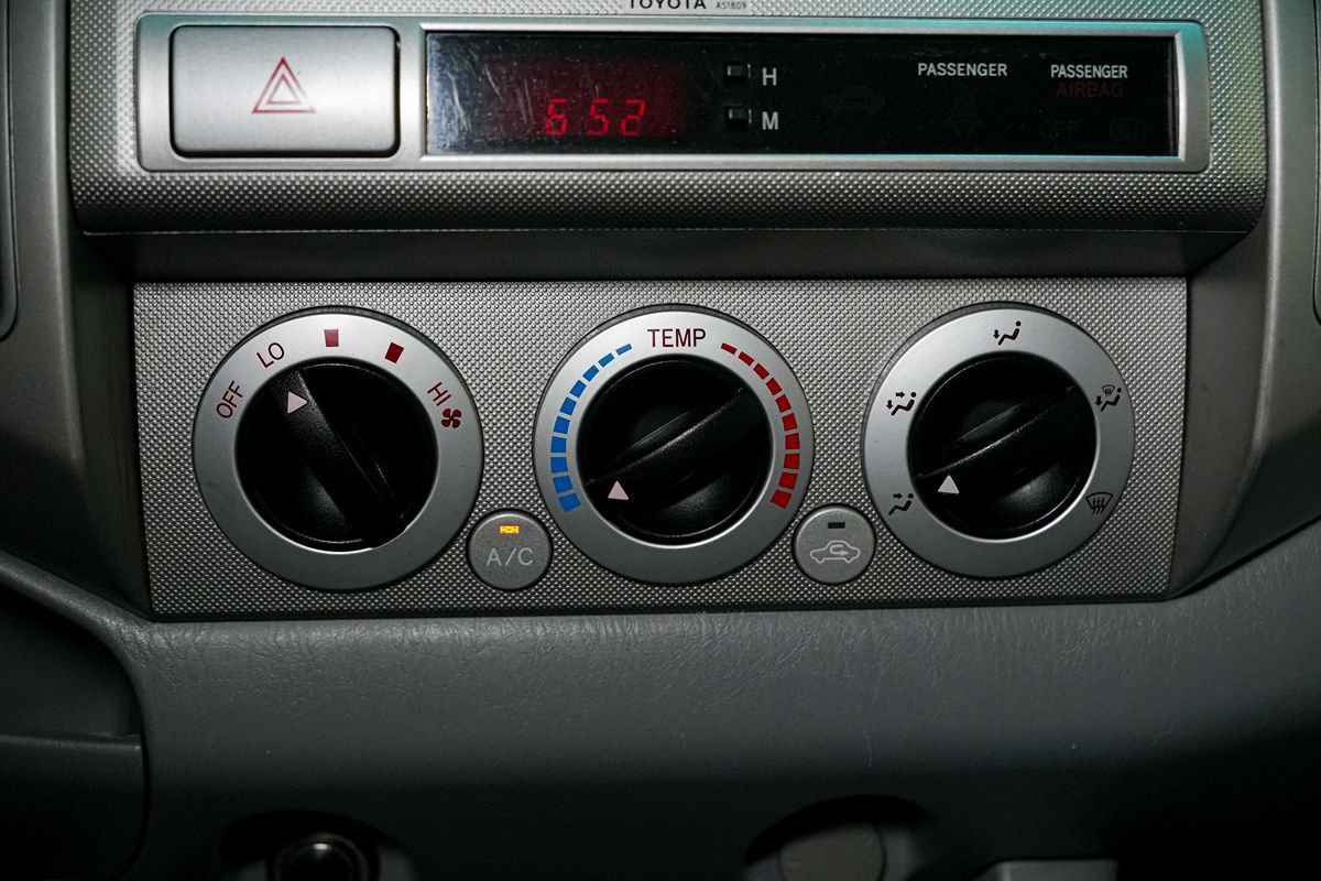 Used 2006 Toyota Tacoma PreRunner RWD image 24