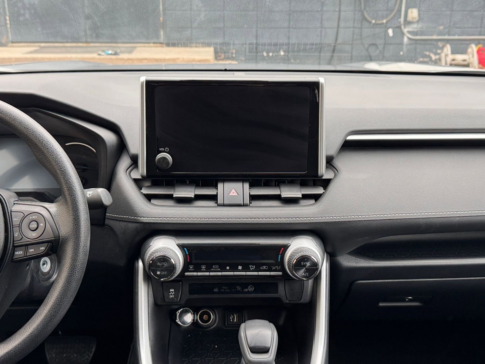 Used 2025 Toyota RAV4 LE image 18