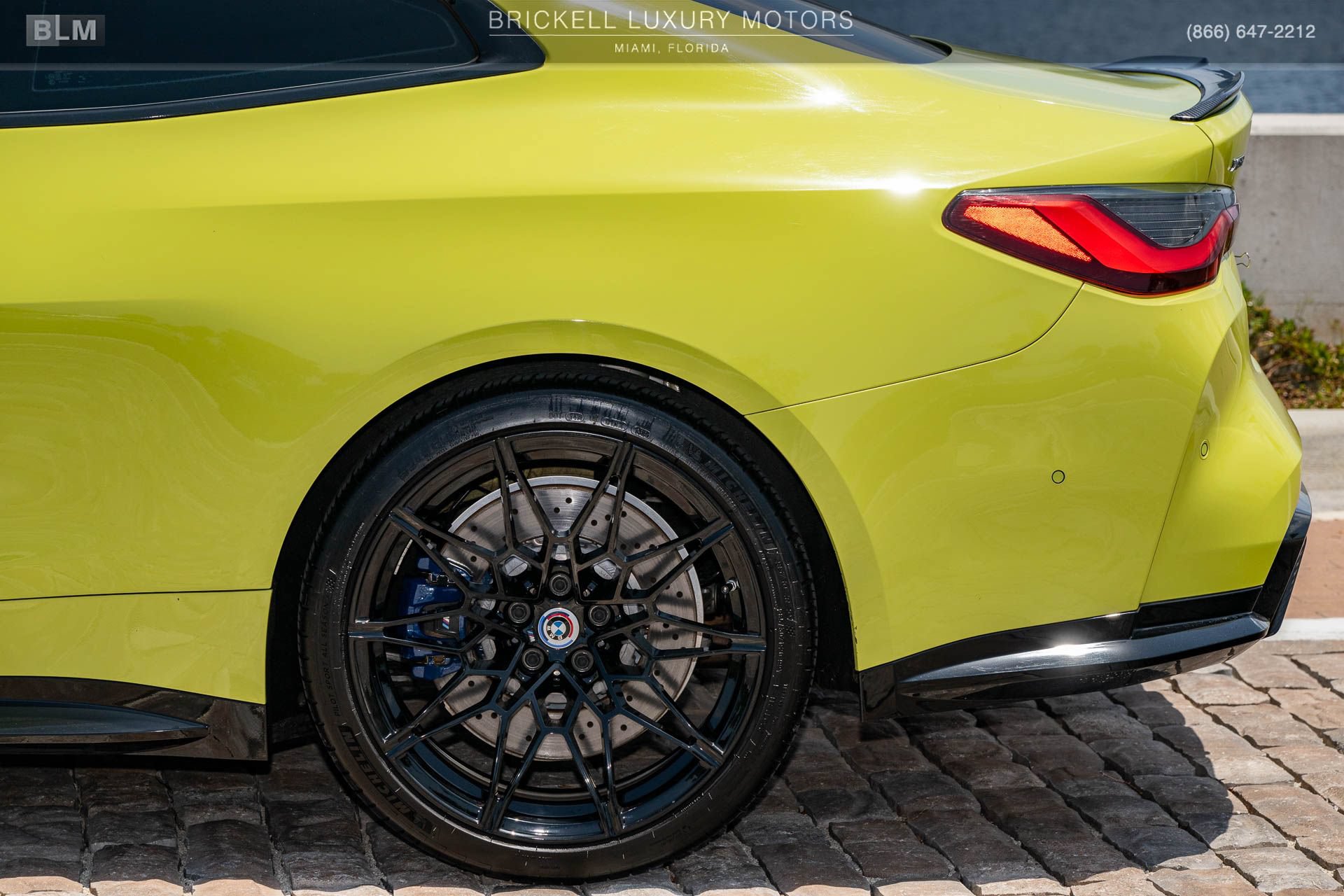 Used 2023 BMW M4 xDrive Competition w/ M Carbon Exterior Package AWD/4WD image 46