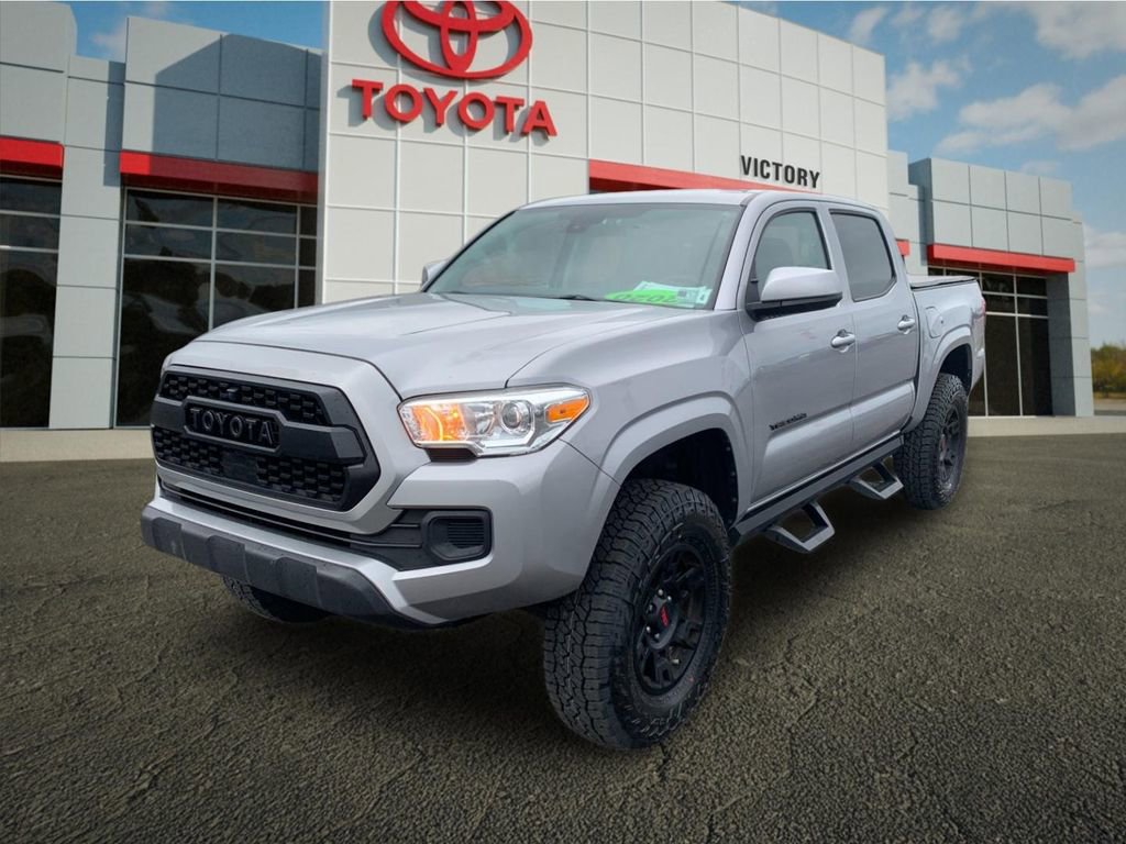 Used 2020 Toyota Tacoma SR image 7