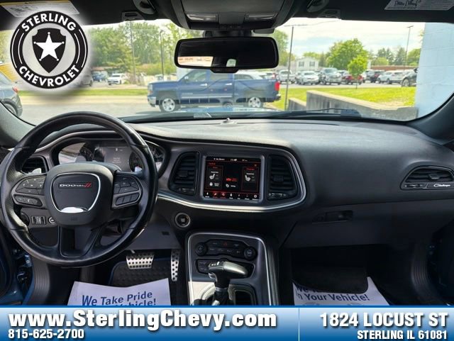 Used 2020 Dodge Challenger R/T w/ Blacktop Package RWD image 15