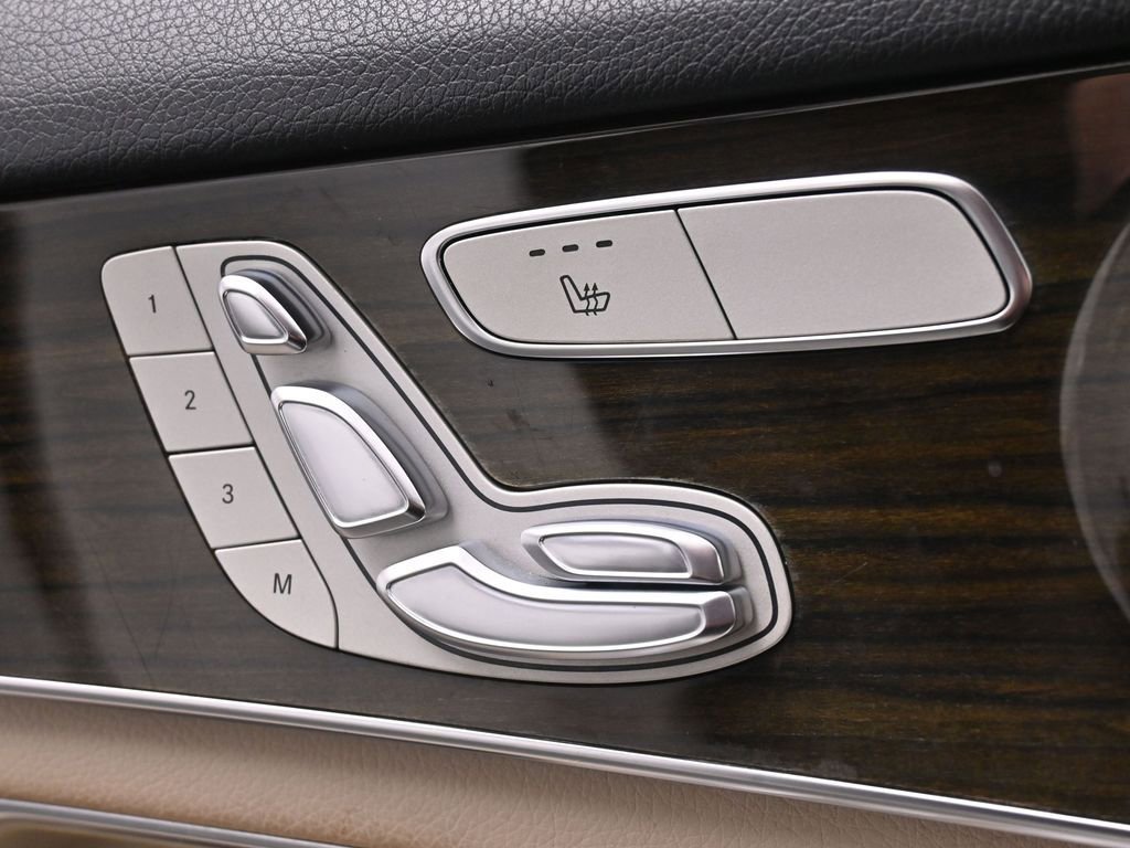 Used 2016 Mercedes-Benz GLC 300 image 36