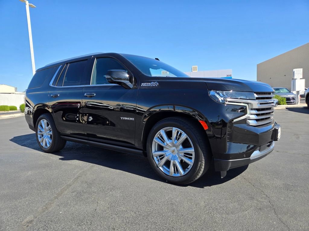 Used 2024 Chevrolet Tahoe High Country AWD/4WD image 1