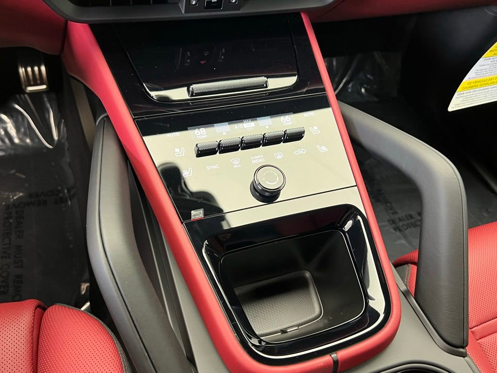 New 2025 Porsche Cayenne GTS image 11