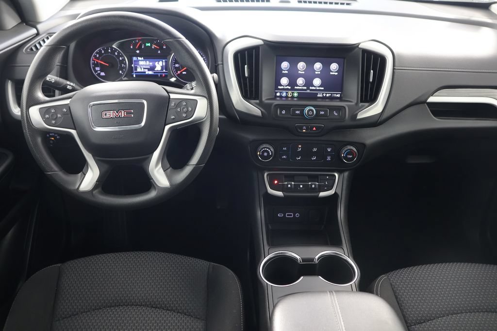 Used 2023 GMC Terrain SLE FWD image 2