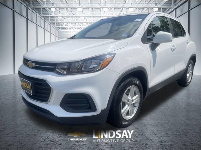 Certified 2020 Chevrolet Trax LS w/ Tint and Cruise Package FWD image 4